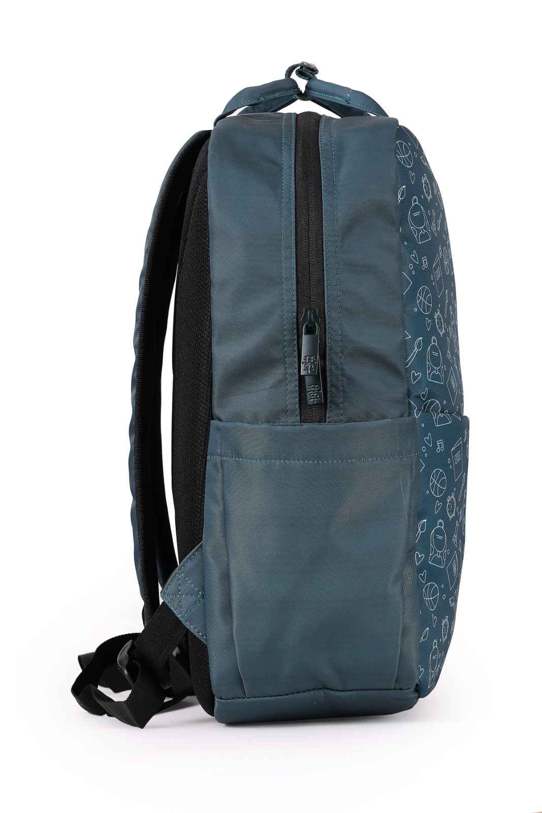 Metro bags Scholar Water resistant Back packs, for boys and girls